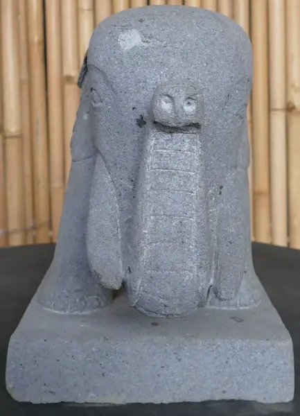 Product image 12 of the product “Standing elephant made of Riverstone about 45cm length ”